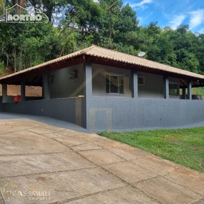 Casa, 3 quartos, 200 m² - Foto 1