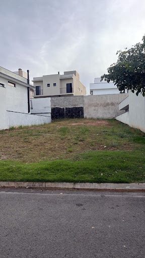 Loteamento e Condomínio, 302 m² - Foto 3
