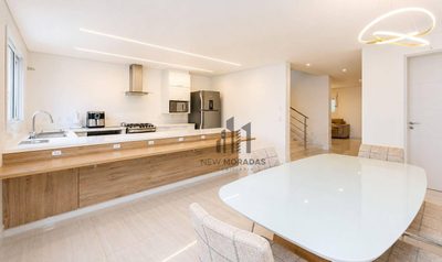 Sobrado, 3 quartos, 179 m² - Foto 4