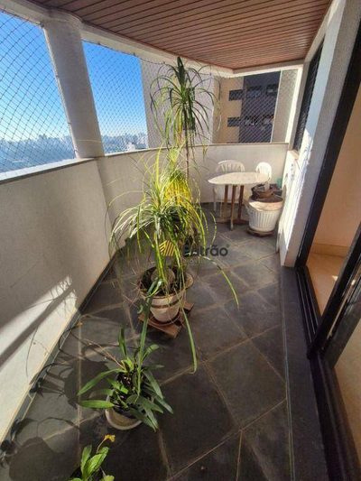 Apartamento, 3 quartos, 130 m² - Foto 2