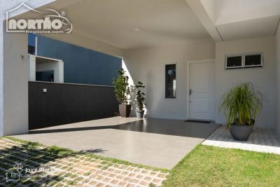 Casa, 4 quartos, 151 m² - Foto 1