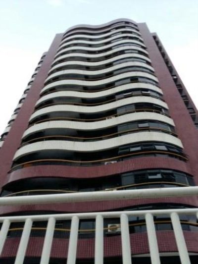 Apartamento, 3 quartos, 200 m² - Foto 1