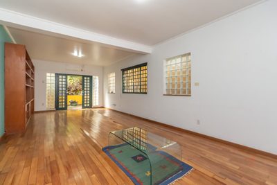 Casa, 4 quartos, 236 m² - Foto 2