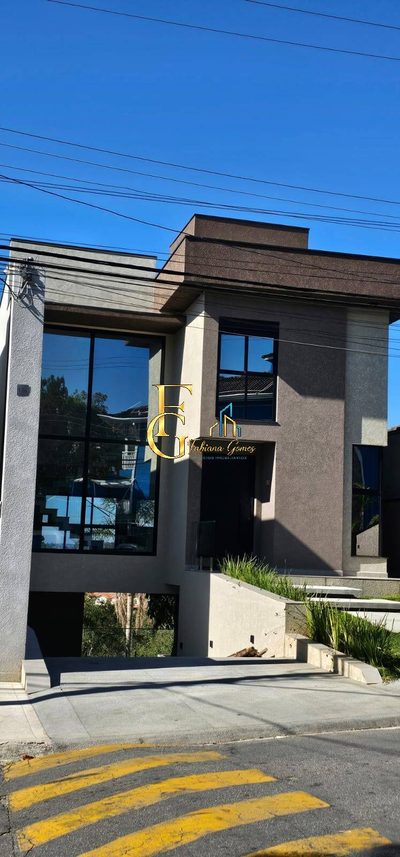 Casa, 4 quartos, 276 m² - Foto 1