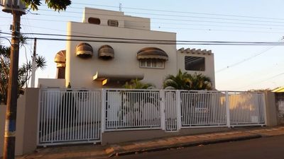 Casa, 3 quartos, 324 m² - Foto 1