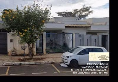 Casa, 2 quartos, 164 m² - Foto 1