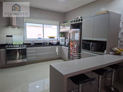 Casa, 3 quartos, 280 m² - Foto 3