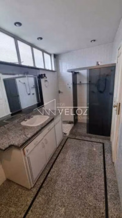 Apartamento, 4 quartos, 200 m² - Foto 1