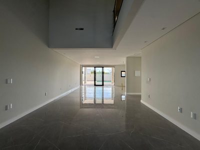 Casa, 4 quartos, 358 m² - Foto 2