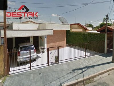 Casa, 3 quartos, 200 m² - Foto 1