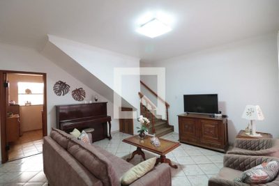 Casa, 4 quartos, 153 m² - Foto 1