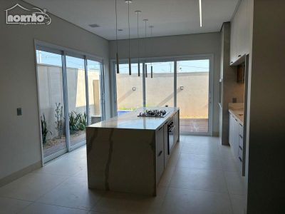 Casa, 1 quarto, 170 m² - Foto 3