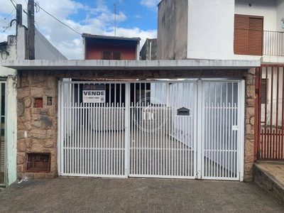 Casa, 3 quartos, 131 m² - Foto 2