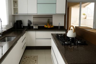 Casa, 4 quartos, 245 m² - Foto 2