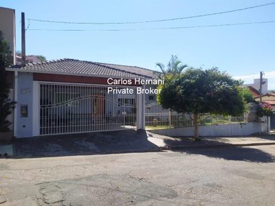 Casa, 3 quartos, 287 m² - Foto 1