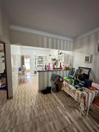 Casa, 2 quartos, 225 m² - Foto 1