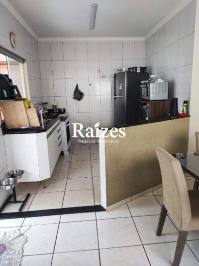 Casa, 2 quartos, 141 m² - Foto 1