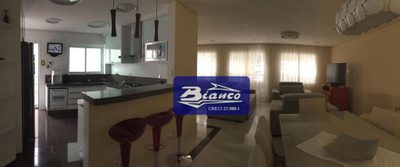 Casa, 3 quartos, 225 m² - Foto 2