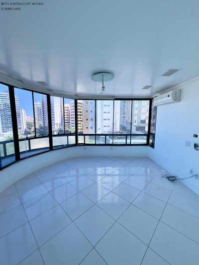Apartamento, 3 quartos, 172 m² - Foto 1