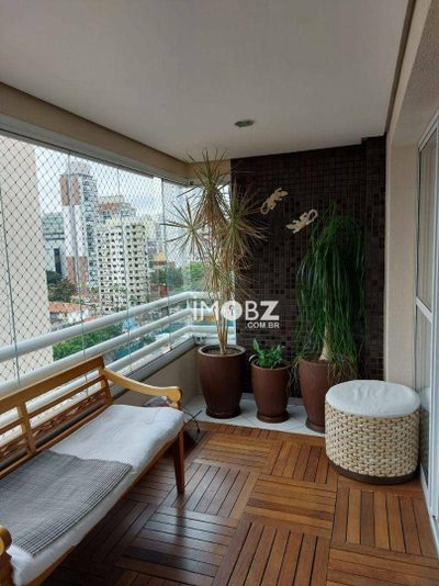 Apartamento, 3 quartos, 137 m² - Foto 2