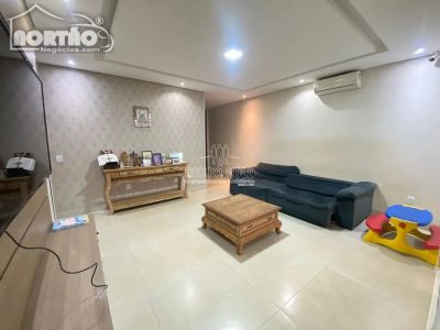 Casa, 3 quartos, 204 m² - Foto 4