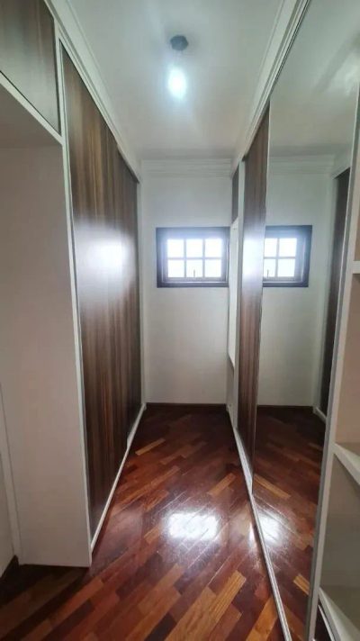 Casa, 4 quartos, 262 m² - Foto 4