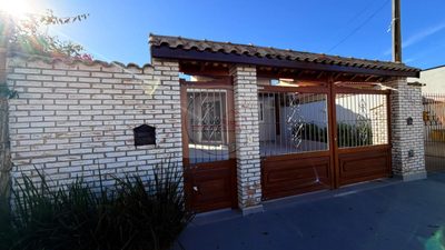 Casa, 3 quartos, 200 m² - Foto 1