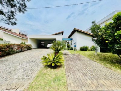 Casa, 4 quartos, 250 m² - Foto 1
