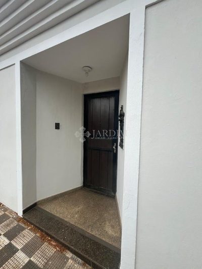 Casa, 7 quartos, 256 m² - Foto 2