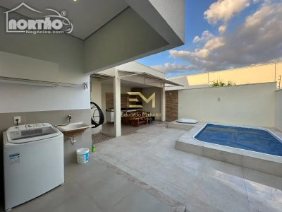 Casa, 3 quartos, 136 m² - Foto 4