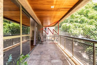 Apartamento, 4 quartos, 222 m² - Foto 1