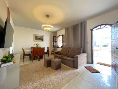 Casa, 6 quartos, 300 m² - Foto 2