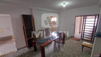 Casa, 3 quartos, 200 m² - Foto 1