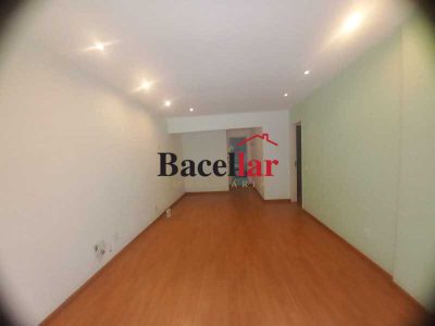 Apartamento, 2 quartos, 79 m² - Foto 1