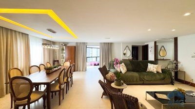 Apartamento, 3 quartos, 234 m² - Foto 1