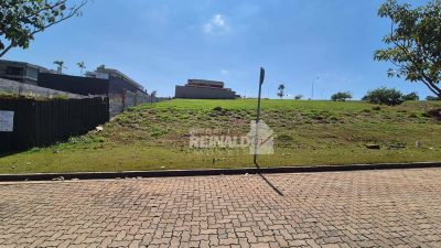 Loteamento e Condomínio, 640 m² - Foto 2