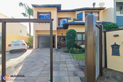 Casa, 4 quartos, 379 m² - Foto 2