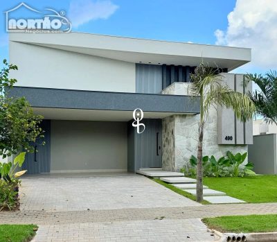 Casa, 1 quarto, 226 m² - Foto 2