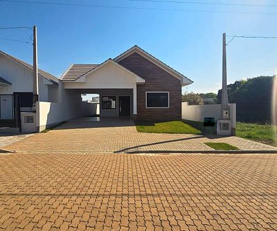 Casa, 3 quartos, 136 m² - Foto 1