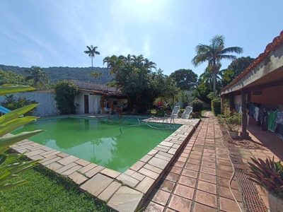 Casa, 6 quartos, 294 m² - Foto 2