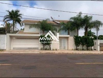 Sobrado, 4 quartos, 380 m² - Foto 1