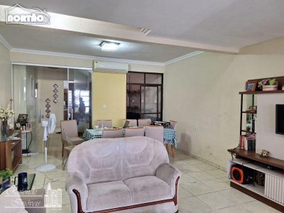 Casa, 8 quartos, 350 m² - Foto 1