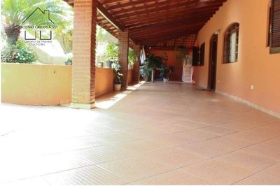 Chácara, 3 quartos, 1080 m² - Foto 4