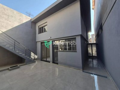 Casa, 4 quartos, 207 m² - Foto 1