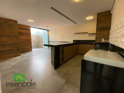 Casa, 3 quartos, 250 m² - Foto 1
