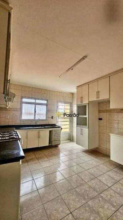 Sobrado, 4 quartos, 190 m² - Foto 4