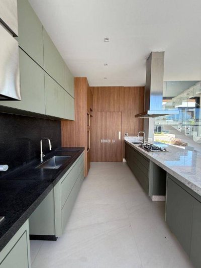 Casa, 3 quartos, 230 m² - Foto 3