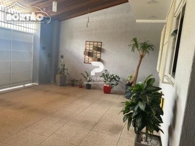 Casa, 5 quartos, 228 m² - Foto 2