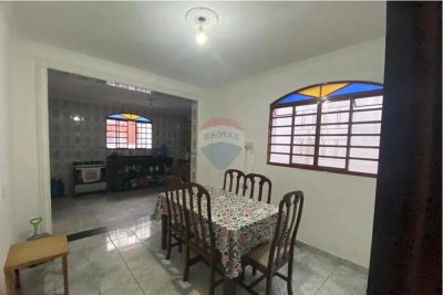 Casa, 2 quartos, 204 m² - Foto 4