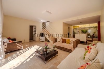Casa, 3 quartos, 200 m² - Foto 1